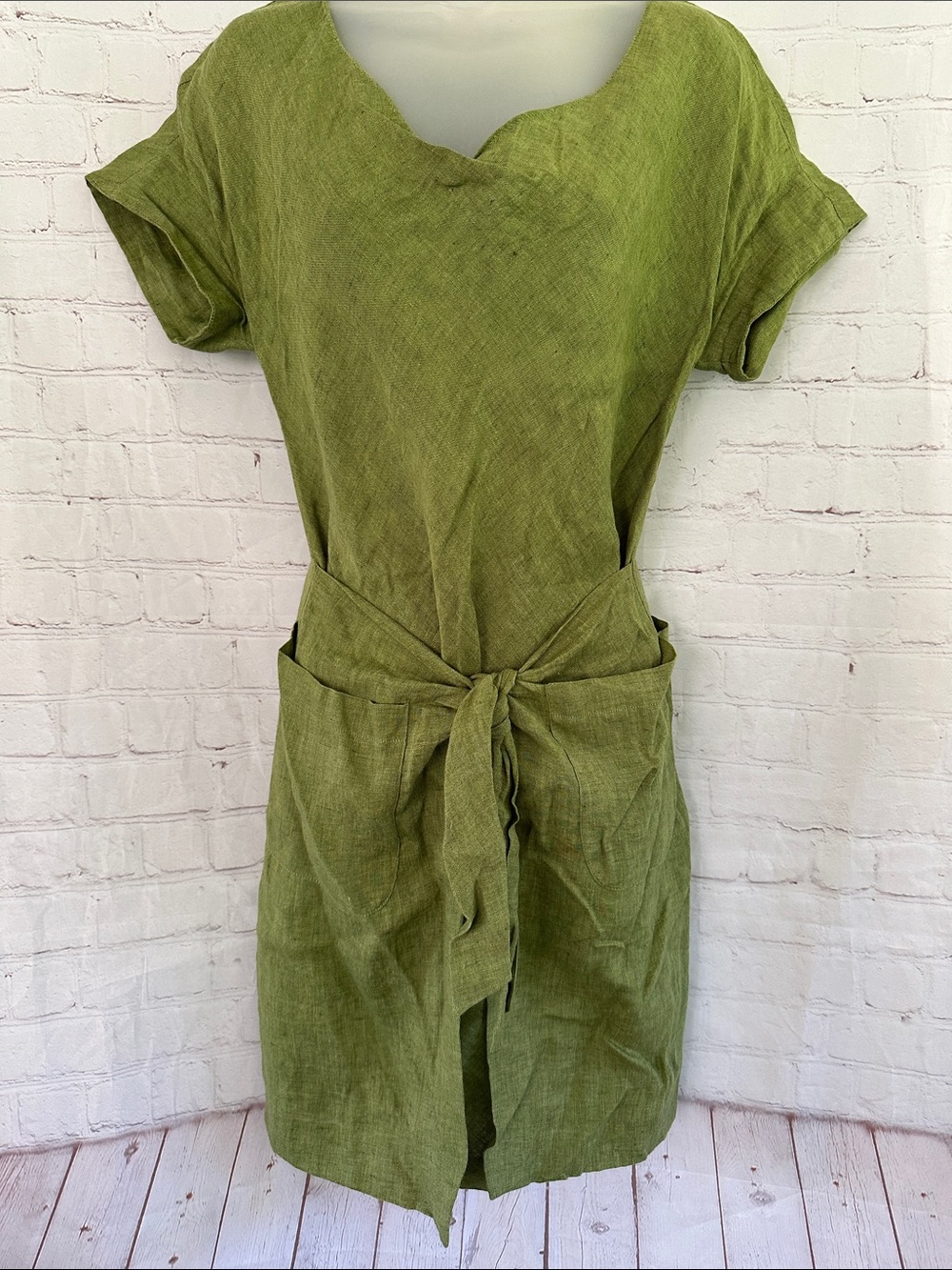 NIU Italy 100% Linen Tie-Waist Short Sleeve Skirted Dress in Olive Green Size M